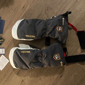 Hestra Army Leather Gore-Tex Mitt Size 9 Gray & White